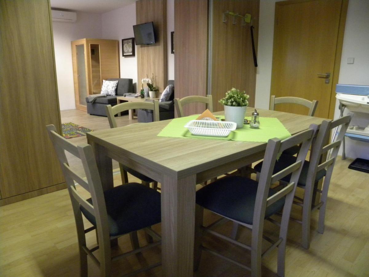 Apartment Wellness Vlckova Экстерьер фото